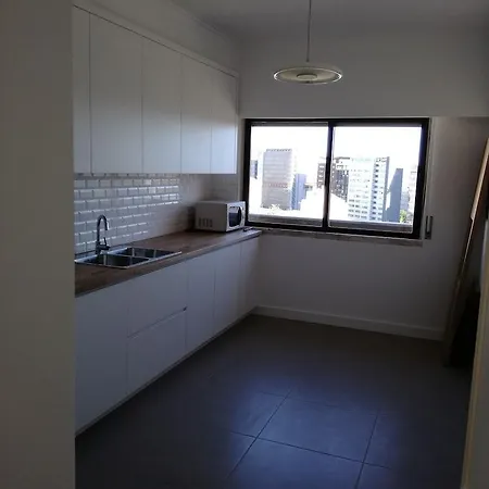 Elegant - 3 Bedrooms & Garage * Lisboa